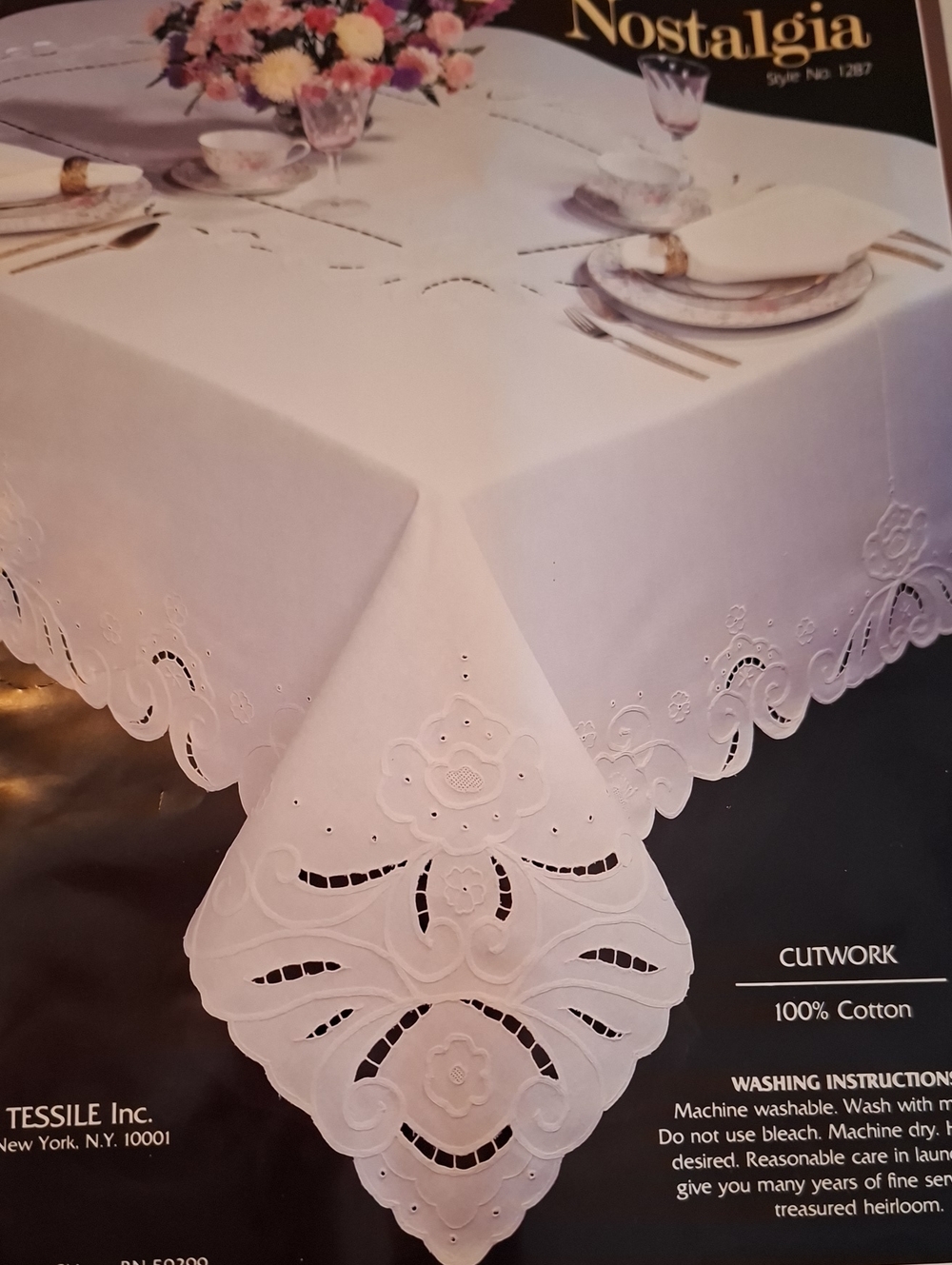 Deadstock White Cutwork Cotton Tablecloth & Napkins
